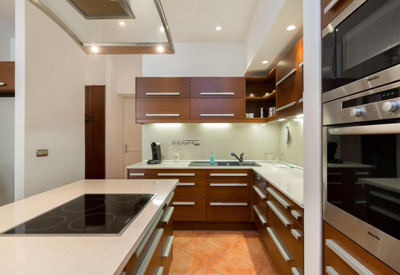 Luxury Central Apartment Budapest Esterno foto